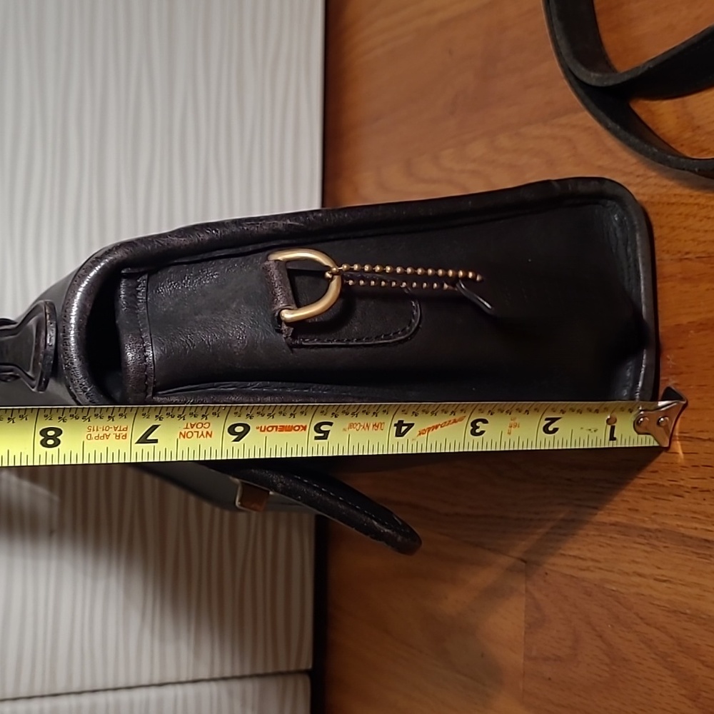 Coach Black Leather Crossbody Bag with Gold Hardware - Picture 7 of 16